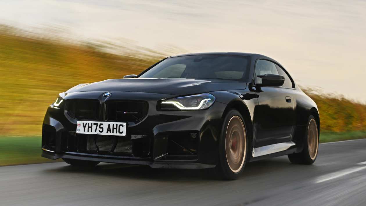 New BMW M2 CS 2025 - pictures | Auto Express